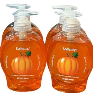 4 New Softsoap Limited Edition Pumpkin Scent Hand Soap